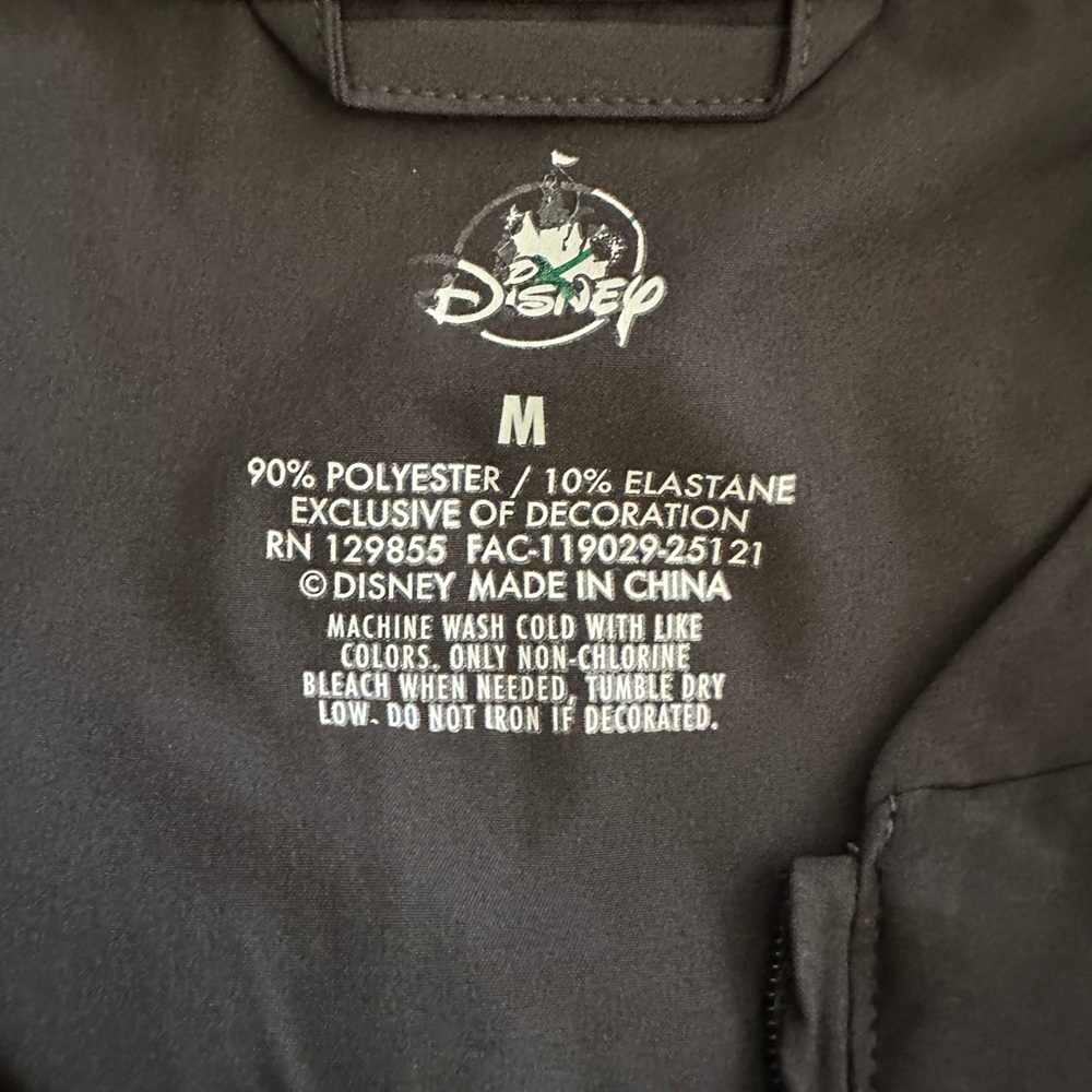 NWT RunDisney 2025 Quarter Zip Pullover Disneyland HalloweenHalf Marathon Shirt - Picture 4 of 4